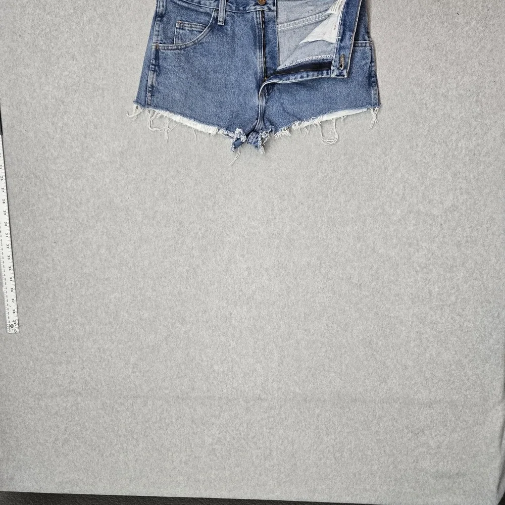 Wrangler Rustler Women Shorts 32 Blue Denim 87822RL Jean Fringe 3